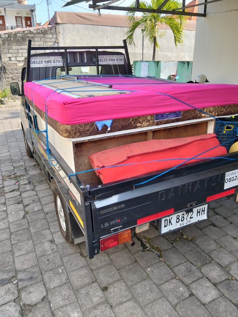 Jasa angkut pindahan dari kost kembali ke rumah, Denpasar - Padang Bai